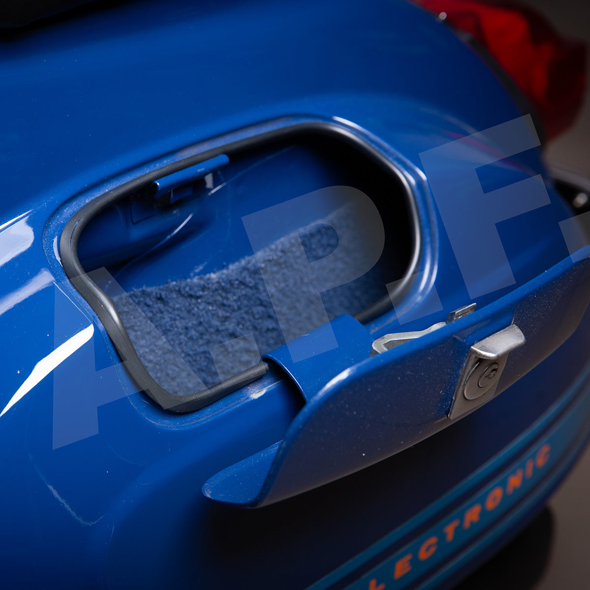 Guarnizione Sportellino Bauletto Posteriore Vespa 125 PRIMAVERA ET3