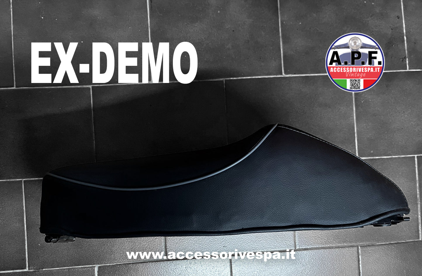 SELLA NERA SEDILE VESPA 50 SPECIAL R L N MONOPOSTO TIPO ORIGINALE PIAGGIO