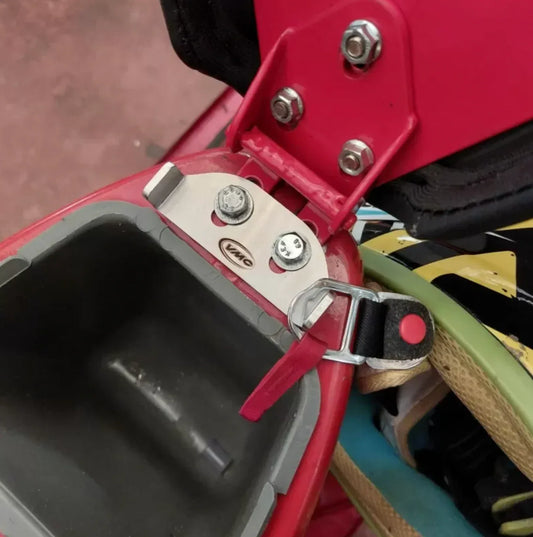 Staffa Supporto Casco VMC sotto sella per telai 50 special/Primavera Et3 - RICAMBI VESPA A.P.F.