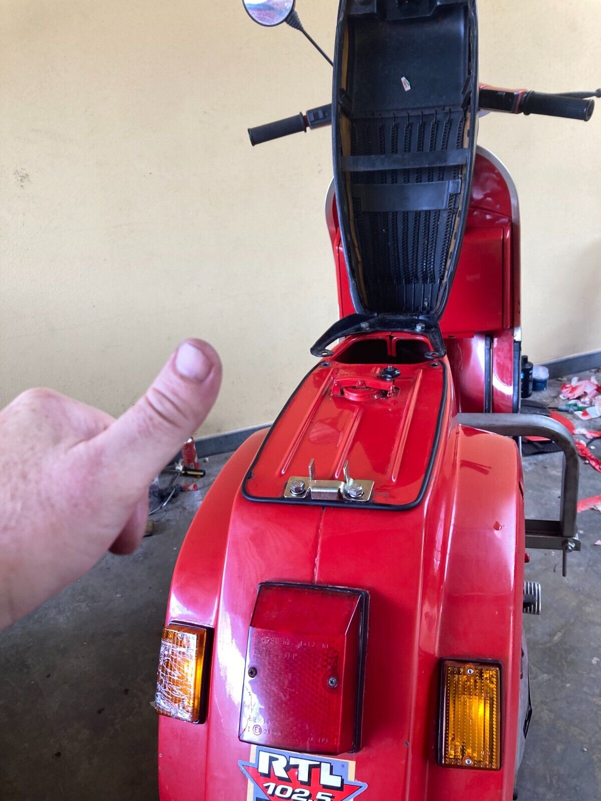 GUARNIZIONE SERBATOIO VESPA PK - per serbatoio vedi foto