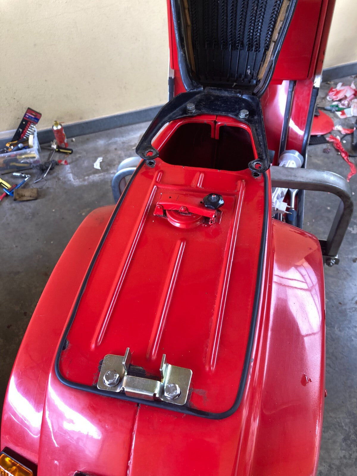 GUARNIZIONE SERBATOIO VESPA PK - per serbatoio vedi foto